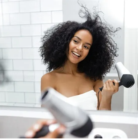 8 Steps To Blow Dry Curly Hair
